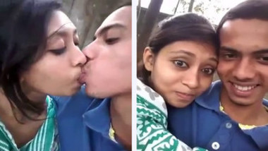 sexy hot mambos bangla college beauty kiss boob engulf n fuck