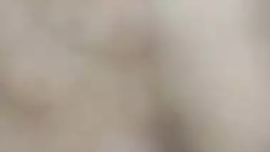 Village Desi XXX girl fucking outdoors on camera MMS