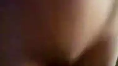 Delhi Babe Flaunts Her Naked Body