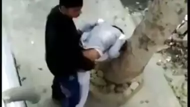 Desi mms XXX scandal, college girl fucking in the backyard of the school