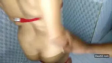 Desi couple fucking doggy style in bathroom