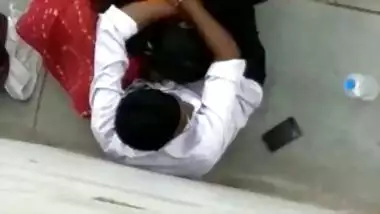 MMS Of Desi Bhabhi Sucking Penis In Beach