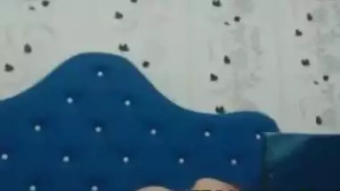 Indian girl in threesome