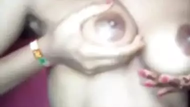 Sexy Hindi Girl Masturbating Drinking Pussy Juice