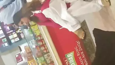 Sexy Pakistani Young , sexy Feet & faceshot