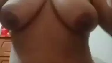 Busty xxx bhabhi nude huge ass and big boobs
