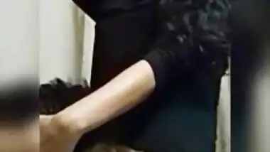 Tamil gf tempted with blowjob pleasure