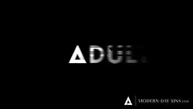 MODERN-DAY SINS - Cheating Housewife Kali Roses Distracts Her Husband While Hiding Her Secret Lover!