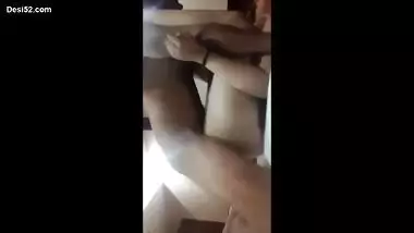 Delhi college lover in hotel