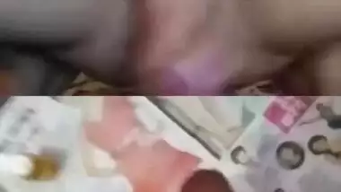 Desi woman with skinny body and boyfriend wank together with sex toys