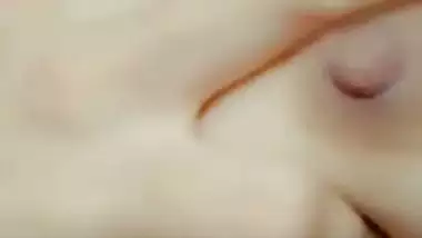 Cute Indian girl boobs show viral selfie