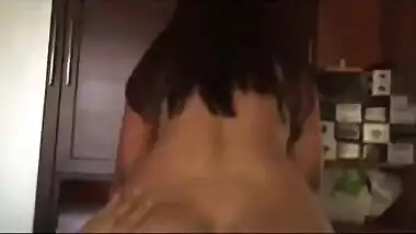 Aged bhabhi satisfies her spouse with a good blowjob