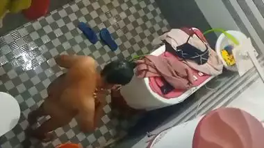 Bhabhi nude bath captured viral