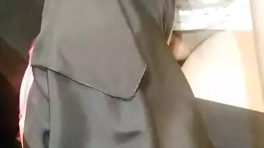 Muslim girl doing hot BJ