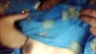 Twenty Years Old Indian School Girl Showing Boobs On Webcam