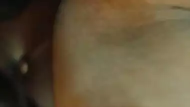 Fat meaty Hindu pussy getting super juicy