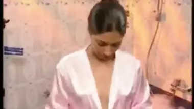 Anusha Rajapaksha Topless - Movies. video2porn2