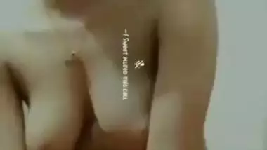 Beautiful Sexy Girl Showing And Fingering