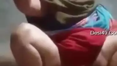 Today Exclusive -desi Bhabhi Shows Her Boobs And Pussy