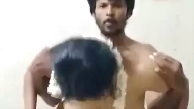 Desi bhabi fucking with old father in lw