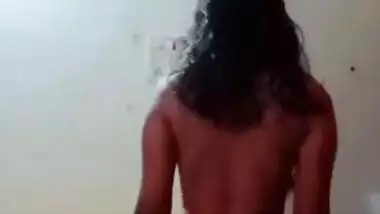 Desi cute girl showing her cute boobs selfie video