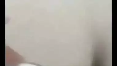 College girl on WhatsApp showing boobs viral xxx