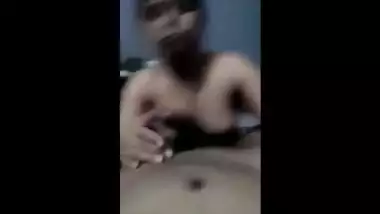 boyfriend complaining to girlfriend about blowjob