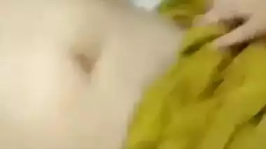 Beautiful horny Paki girl fingering with moans