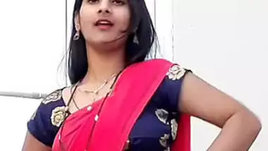 Shivani Thakur Hot Milky Navel Show free indian xxx tube