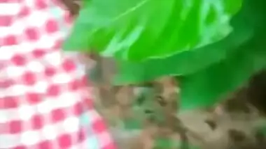 Indian village school girl bushy pussy show outdoors