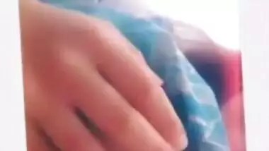 Beautiful Desi Hijab girl Leaked Videos Part 1