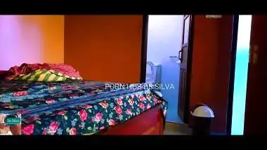 sex with hotel room cleasing staff milf