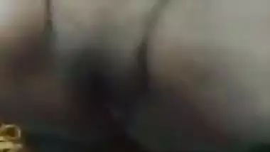 Saree XNXX sex video of yellow saree aunt