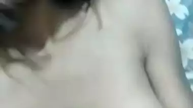 Super cute Indian girl naked boobs show