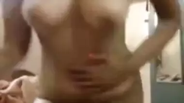Pakistani Pretty Stripping