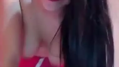 Sexy desi beautiful girl nude dancing