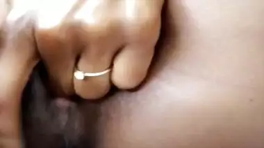 Sensual Pussy Play