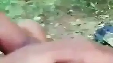 Cheating lady enjoys outdoor Tamil sex with her lover