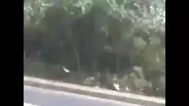 Free porn videos of mumbai college girl doing sex in running auto