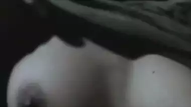 Desi Beautiful Cute Girl Showing boob