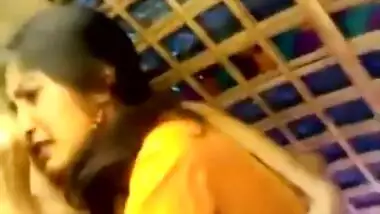 Amoral Indian cutie shows off XXX charms making man penetrate her