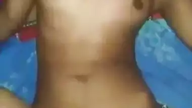 Chubby girl sucks a dick and rides in the Bangla sex video