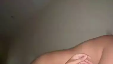 Indian Newly Married Couple’s hot honeymoon sex video