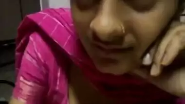 Priya Nipple Show - Movies. video2porn2