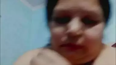 Big Boobs Desi Bhabhi Live Showing