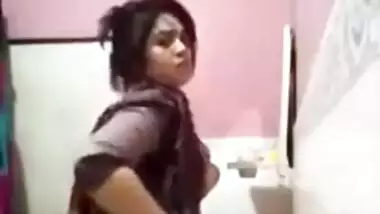 Tamil girl nude show