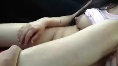 boobs n cunt play in car at Beach