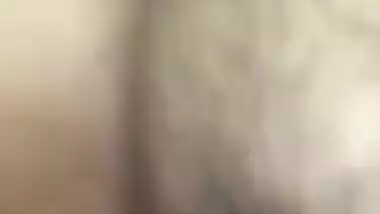 අයේශා නංගි ක්ලාස් කට් කරල කොල්ලා එක්ක රූම් ගිහින් ගන්න සැප