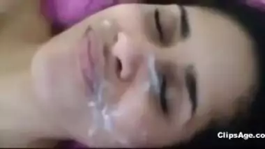 Cumshot on Tamil Girl