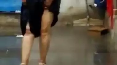 Desi Bhabhi shows to devr niceee